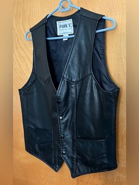 Park V Black Leather Vest